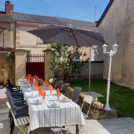 Saumurois 7 Personnes * Montreuil-Bellay